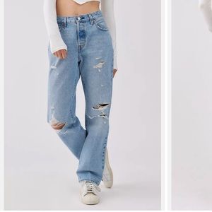 Levi’s 501 ‘90s sketch artist jeans